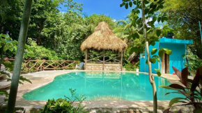 Отель Gardenhotel Macan Ché B&B  Исамаль